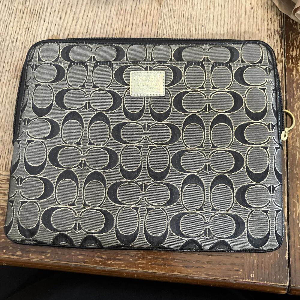 Coach Black Gold POPPY Signature SLEEVE VERY RARE Collector's HTF iPad Tablet